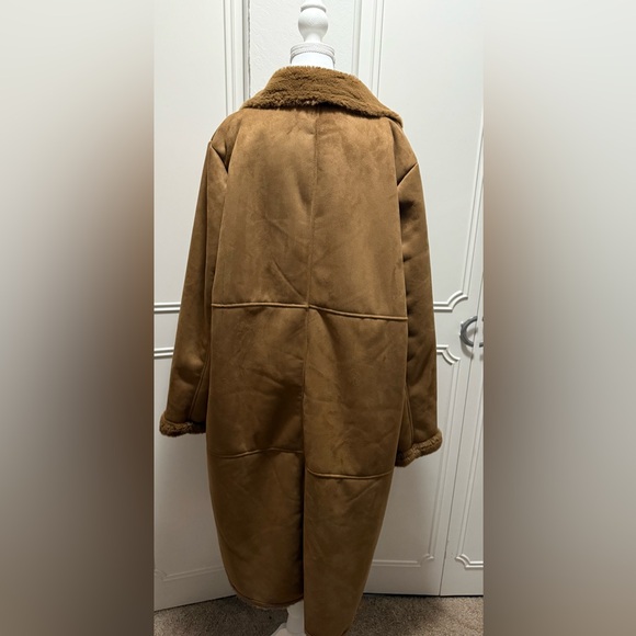 Lauren Ralph Lauren Women Faux Shearling Brown Coat - Picture 3 of 6